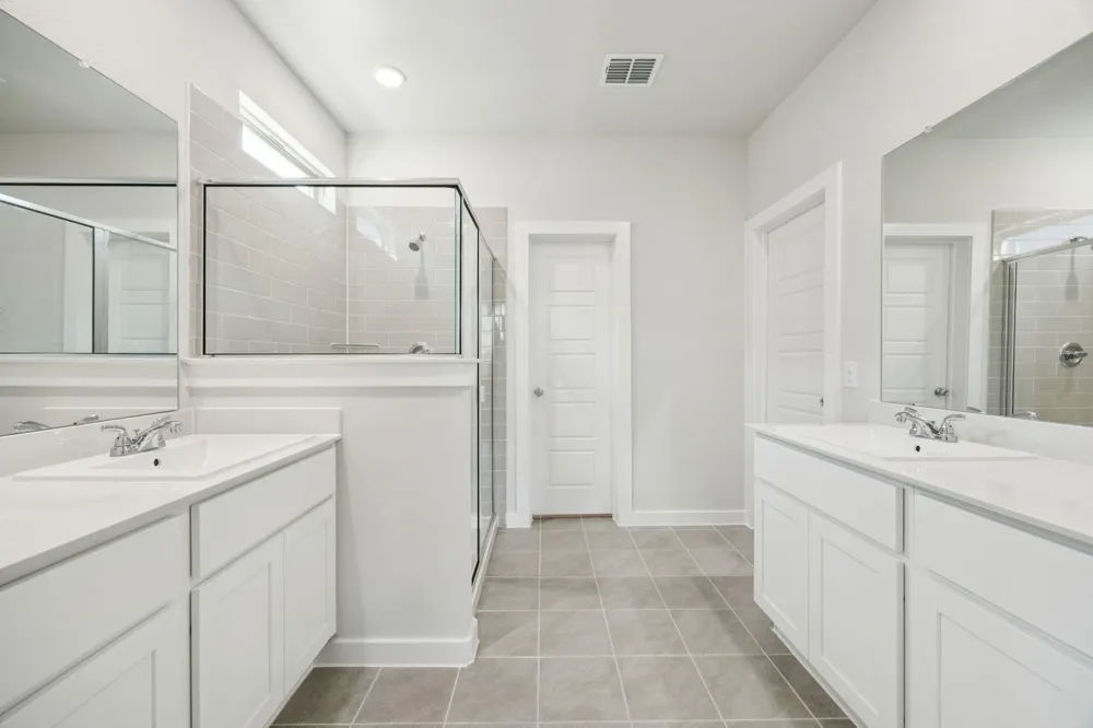 1932 Paddock Lane Seagoville, TX 75159