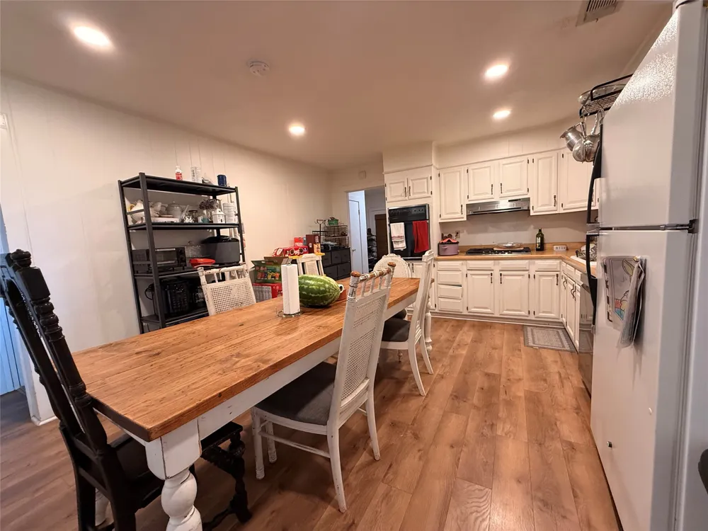 817 ST HWY 153 Wingate, TX 79566
