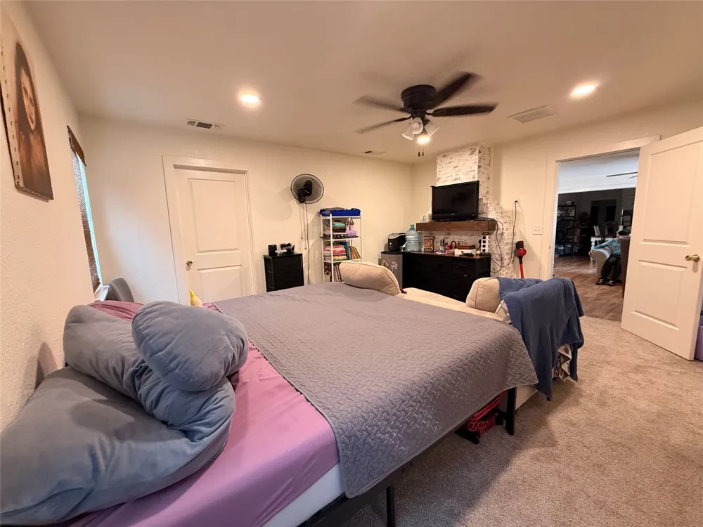 817 ST HWY 153 Wingate, TX 79566