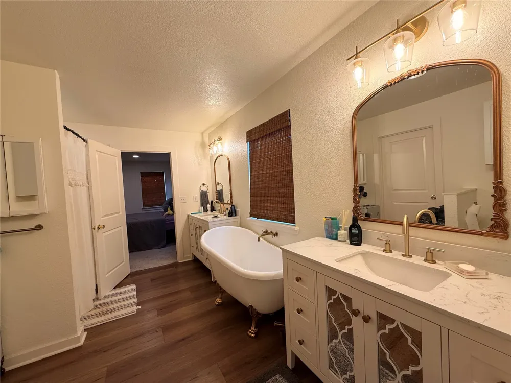 817 ST HWY 153 Wingate, TX 79566