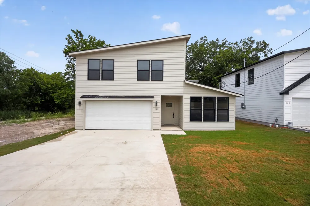 104 E Miller Street Whitewright, TX 75491