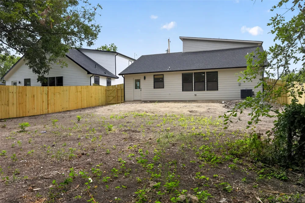 104 E Miller Street Whitewright, TX 75491