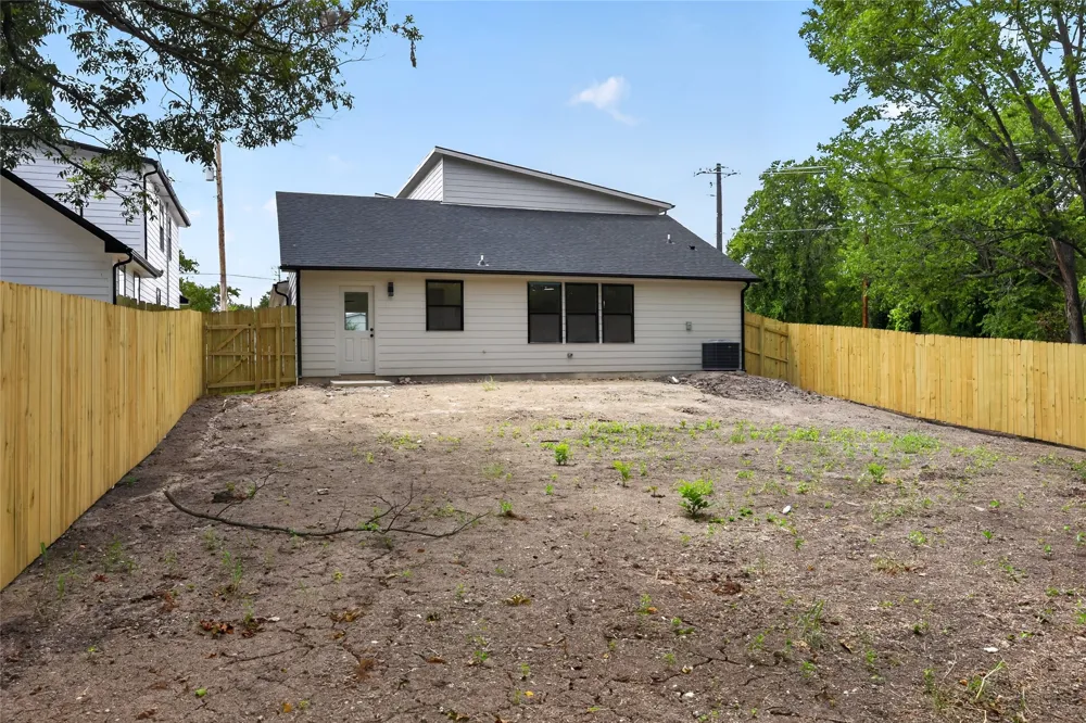 104 E Miller Street Whitewright, TX 75491