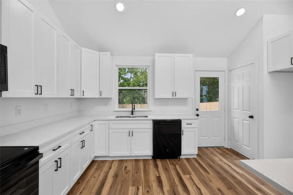 104 E Miller Street Whitewright, TX 75491