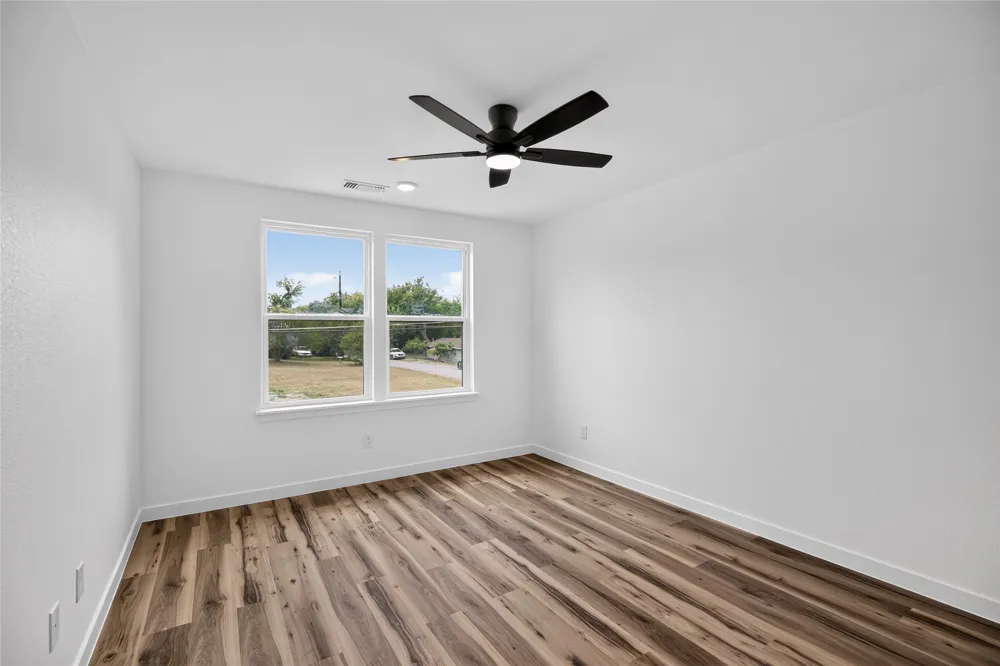 104 E Miller Street Whitewright, TX 75491