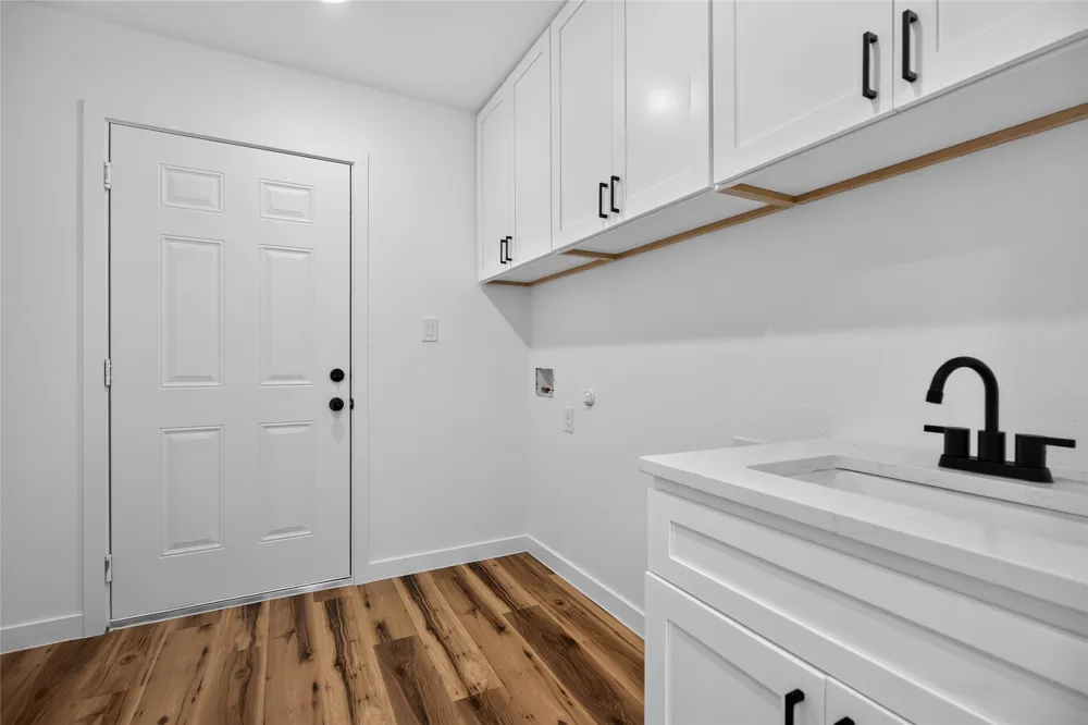 104 E Miller Street Whitewright, TX 75491
