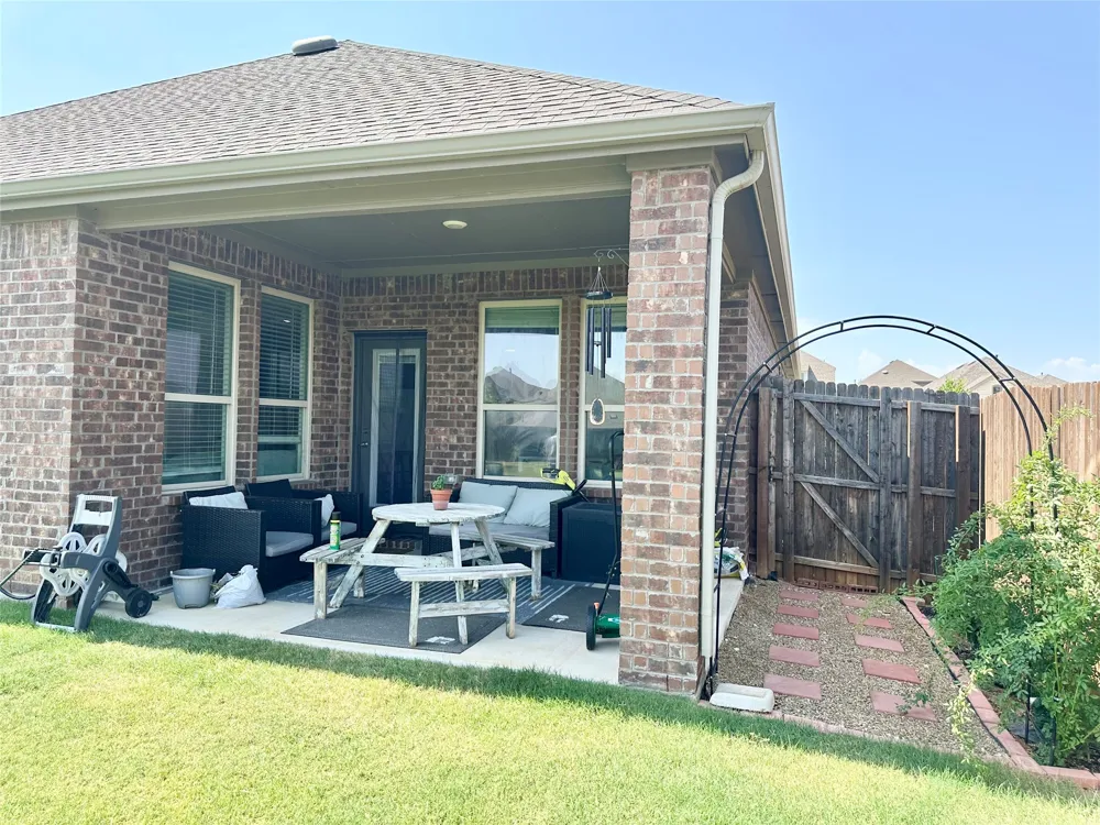 10922 Autry Ridge Lane Aubrey, TX 76227