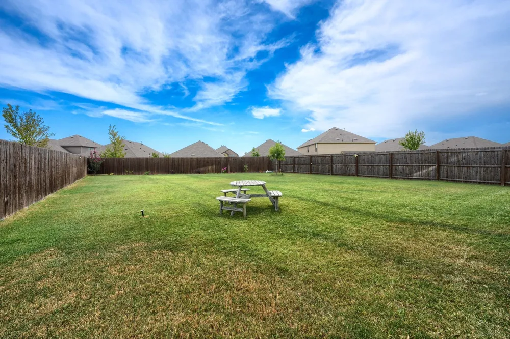 10922 Autry Ridge Lane Aubrey, TX 76227