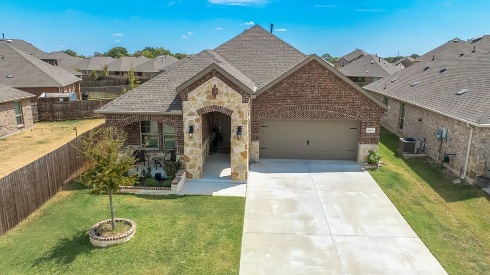 10922 Autry Ridge Lane Aubrey, TX 76227