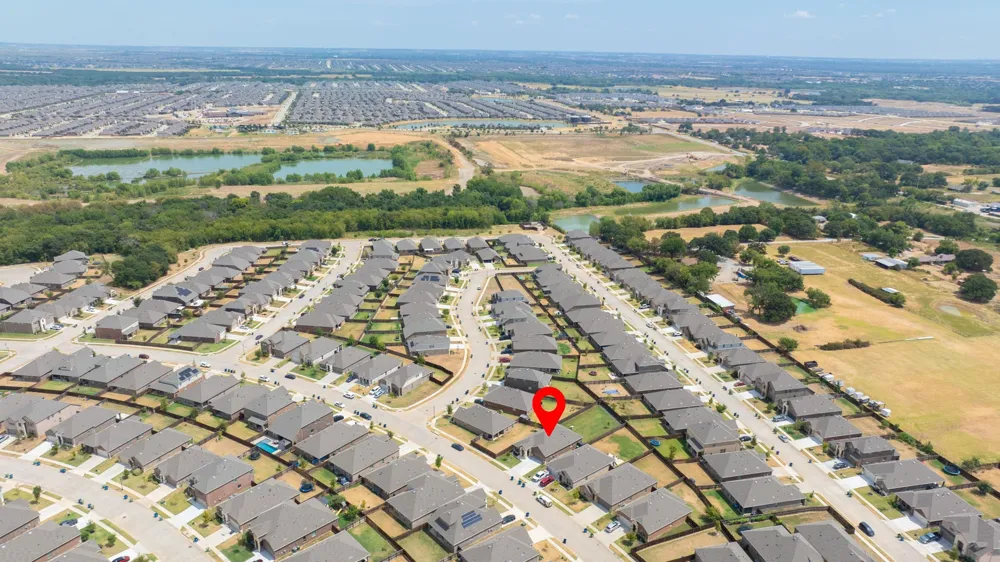 10922 Autry Ridge Lane Aubrey, TX 76227