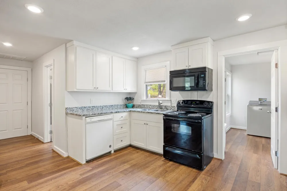 207 E 4th Street Weatherford, TX 76086