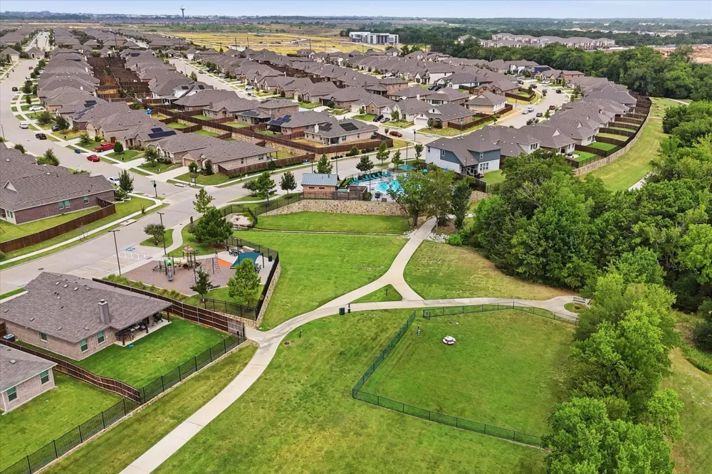 3728 Maroon Creek Road Aubrey, TX 76227