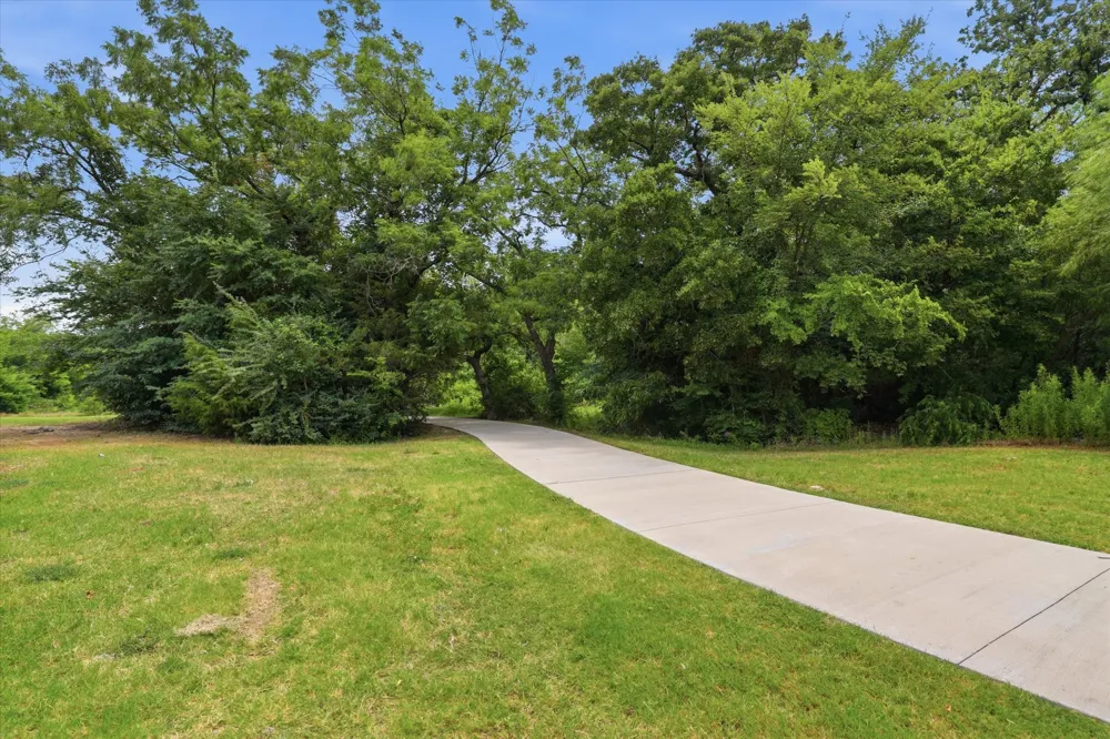 3728 Maroon Creek Road Aubrey, TX 76227