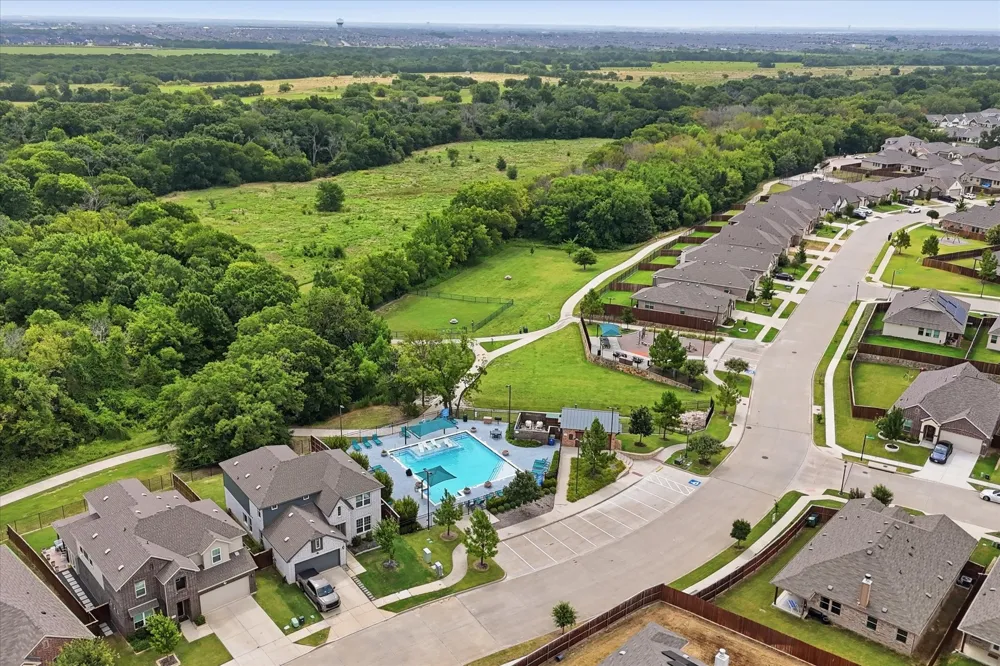 3728 Maroon Creek Road Aubrey, TX 76227