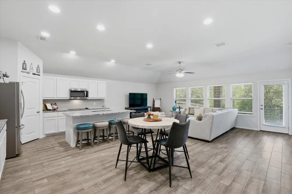 3728 Maroon Creek Road Aubrey, TX 76227