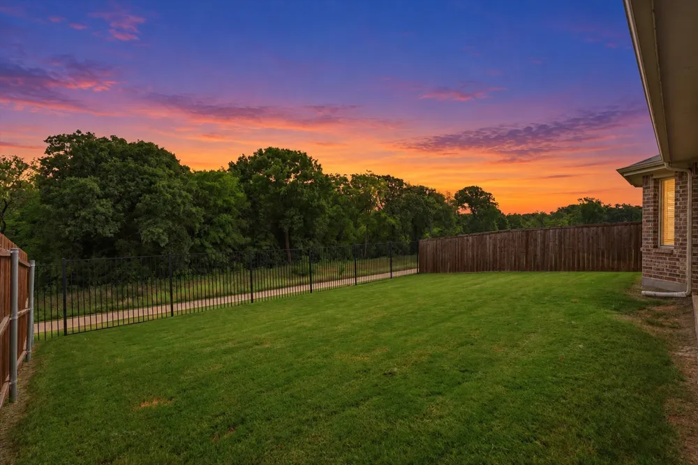 3728 Maroon Creek Road Aubrey, TX 76227
