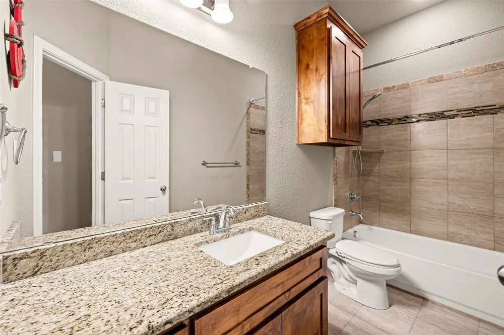 417 W 7th Street Weatherford, TX 76086