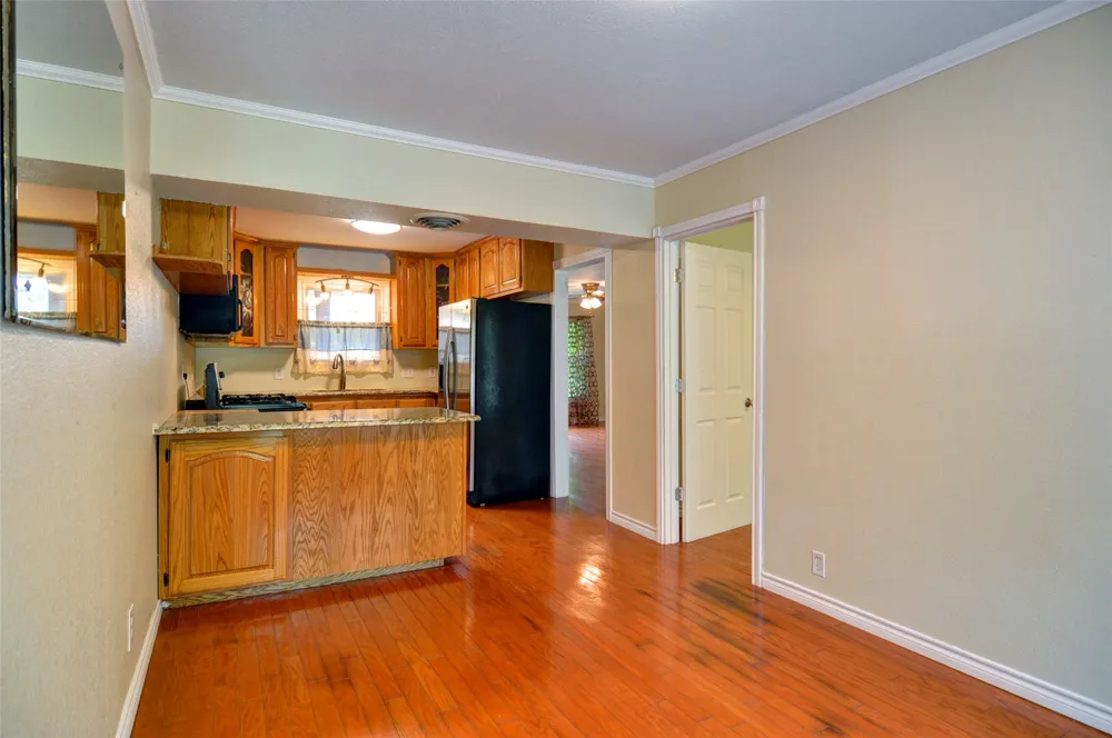 1110 Wade Hampton Street Benbrook, TX 76126