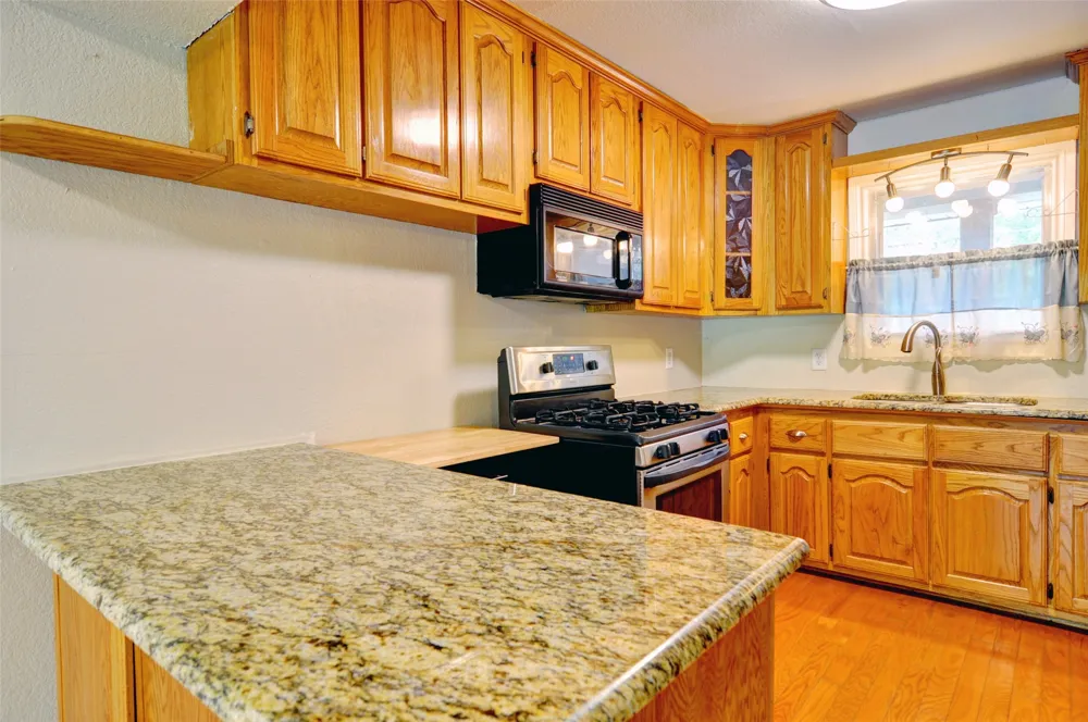1110 Wade Hampton Street Benbrook, TX 76126