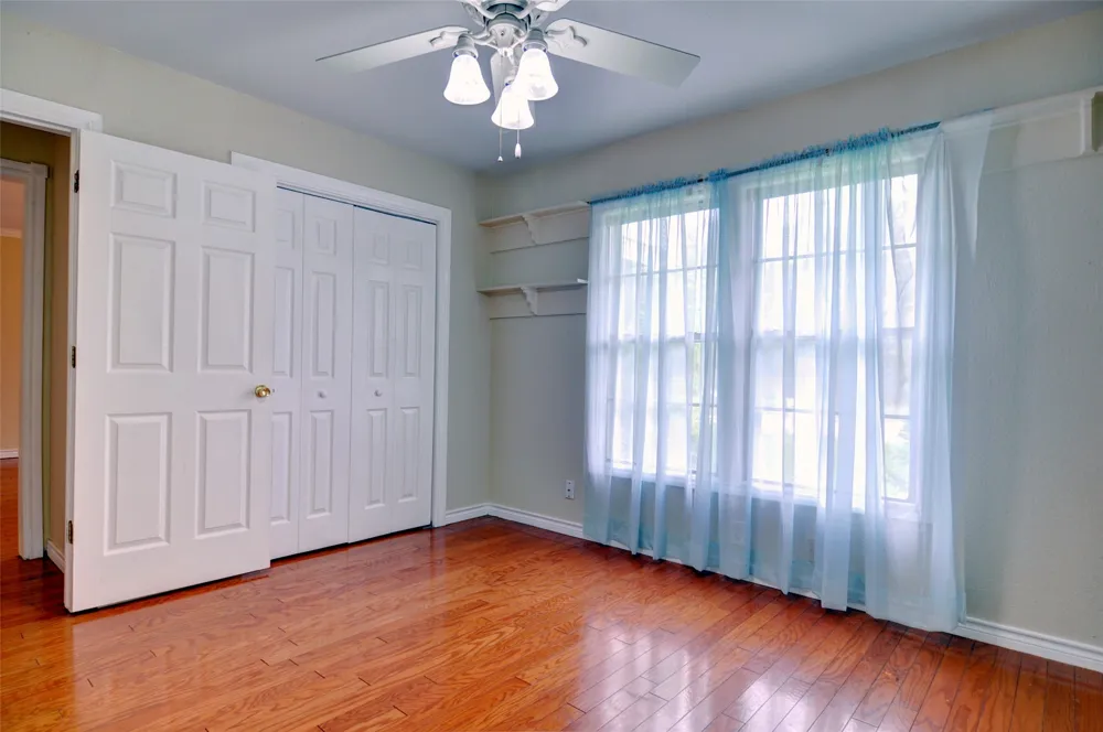 1110 Wade Hampton Street Benbrook, TX 76126