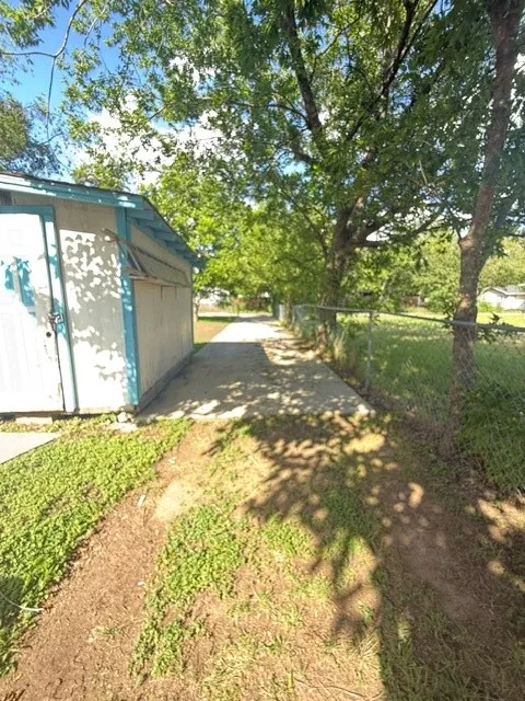 671 N. Race Stephenville, TX 76401