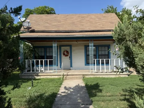 671 N. Race
