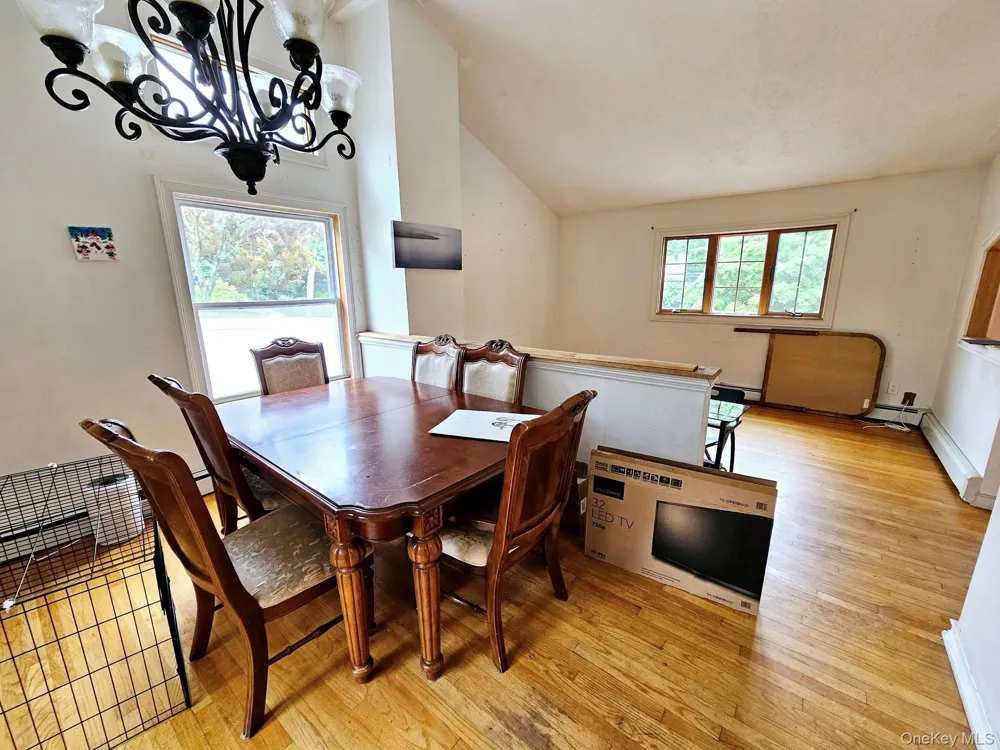 12 Nord Park Boulevard Middle Island, NY 11953