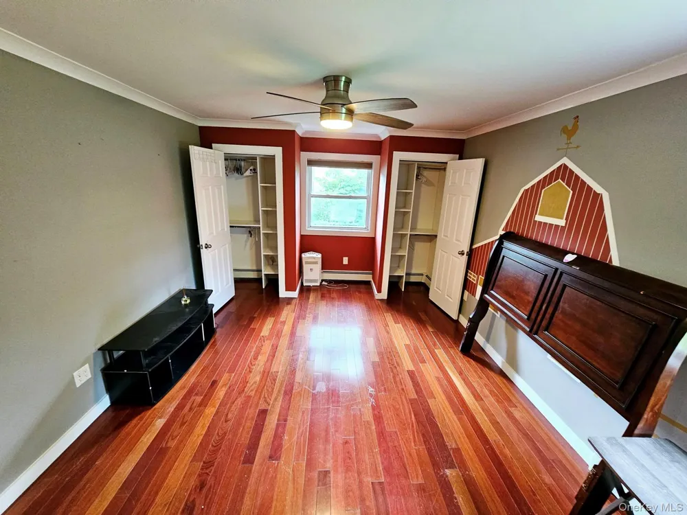 12 Nord Park Boulevard Middle Island, NY 11953