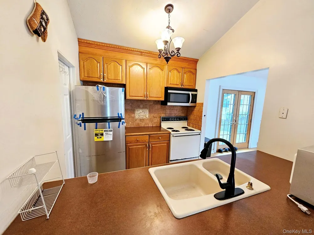 12 Nord Park Boulevard Middle Island, NY 11953