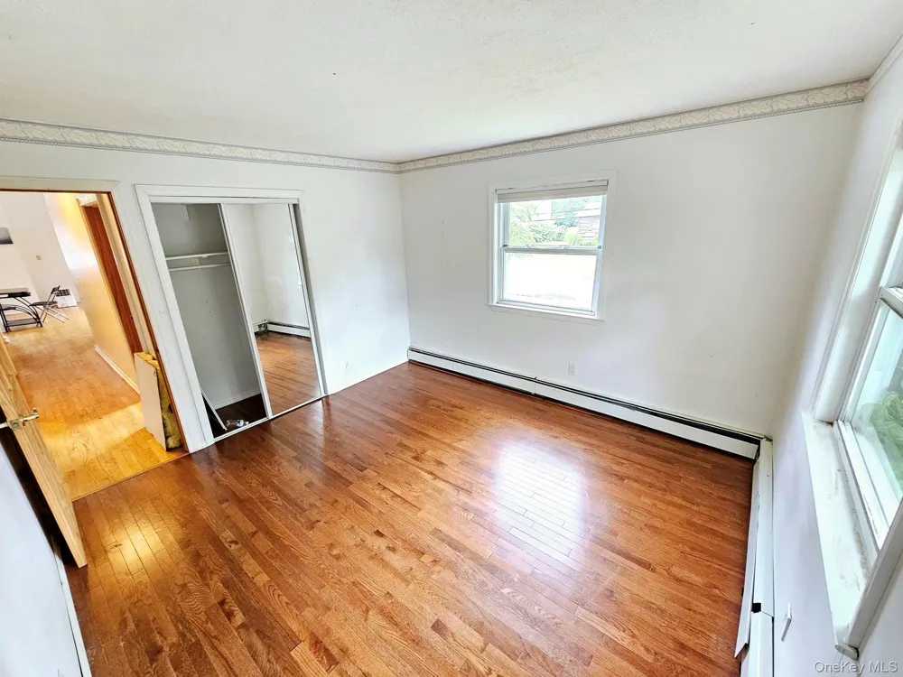 12 Nord Park Boulevard Middle Island, NY 11953