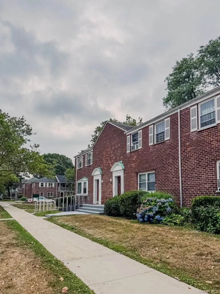 233-14 131st Avenue ##Lower Rosedale, NY 11422