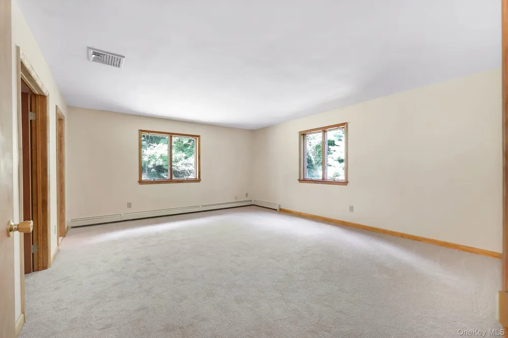 1169 Ridgebury Road New Hampton, NY 10958