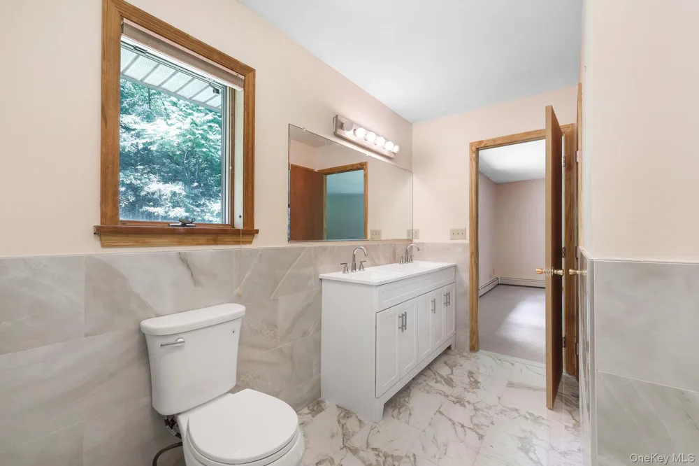 1169 Ridgebury Road New Hampton, NY 10958
