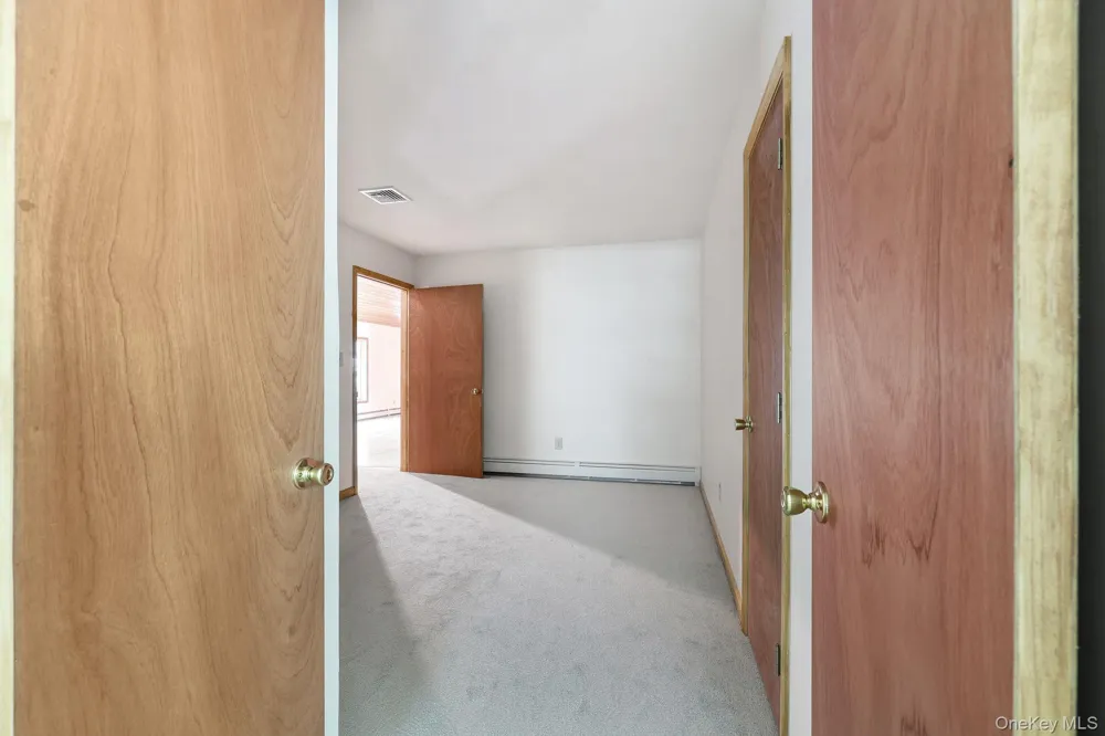 1169 Ridgebury Road New Hampton, NY 10958