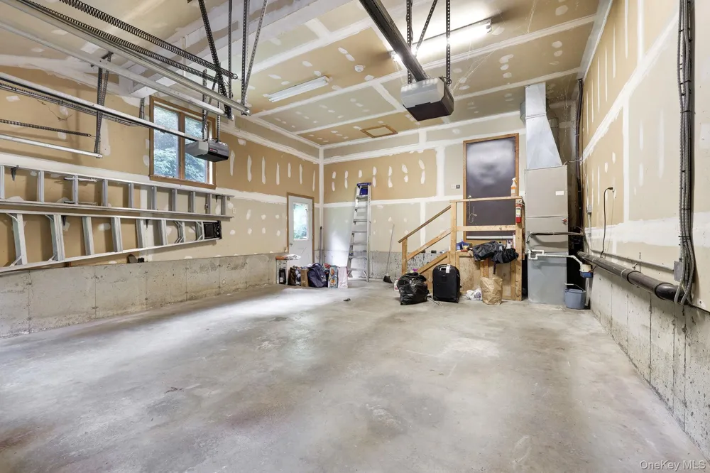 1169 Ridgebury Road New Hampton, NY 10958