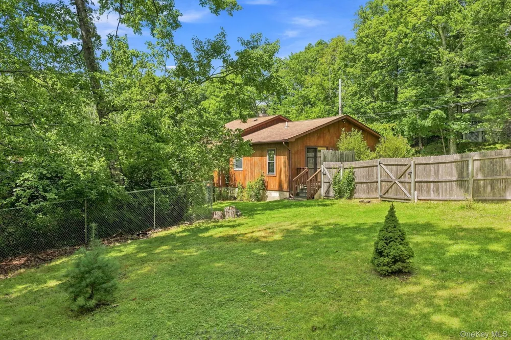 49 Maple Trail Wurtsboro, NY 12790