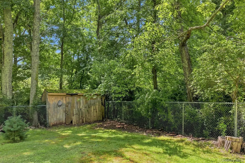 49 Maple Trail Wurtsboro, NY 12790