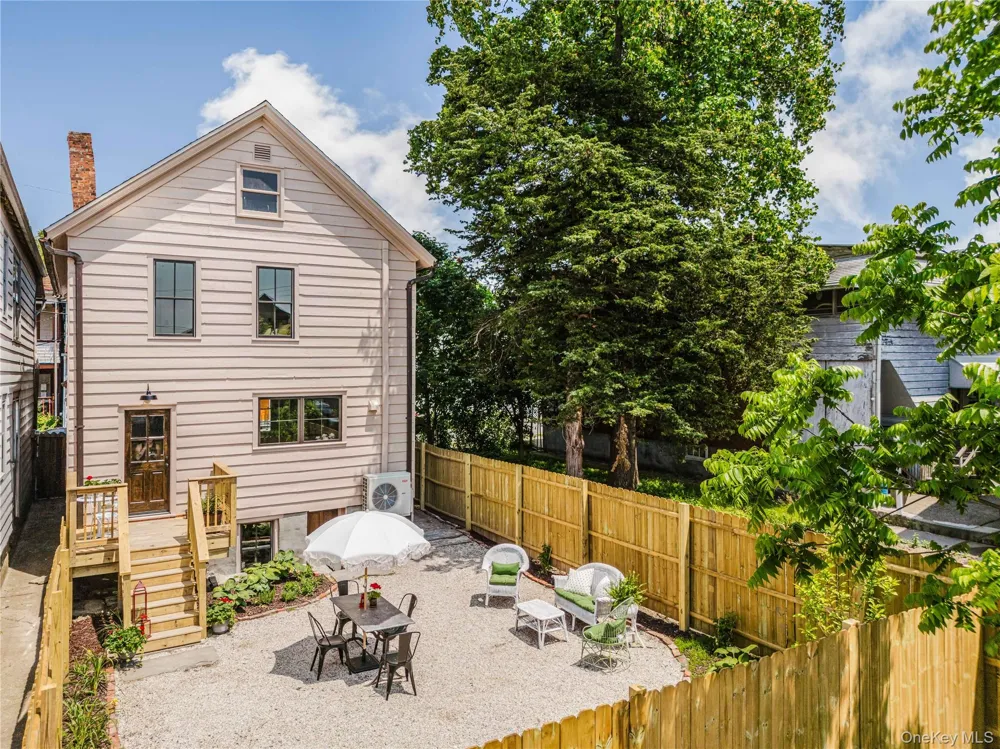 225 Robinson Street Hudson, NY 12534