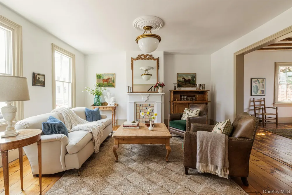 225 Robinson Street Hudson, NY 12534