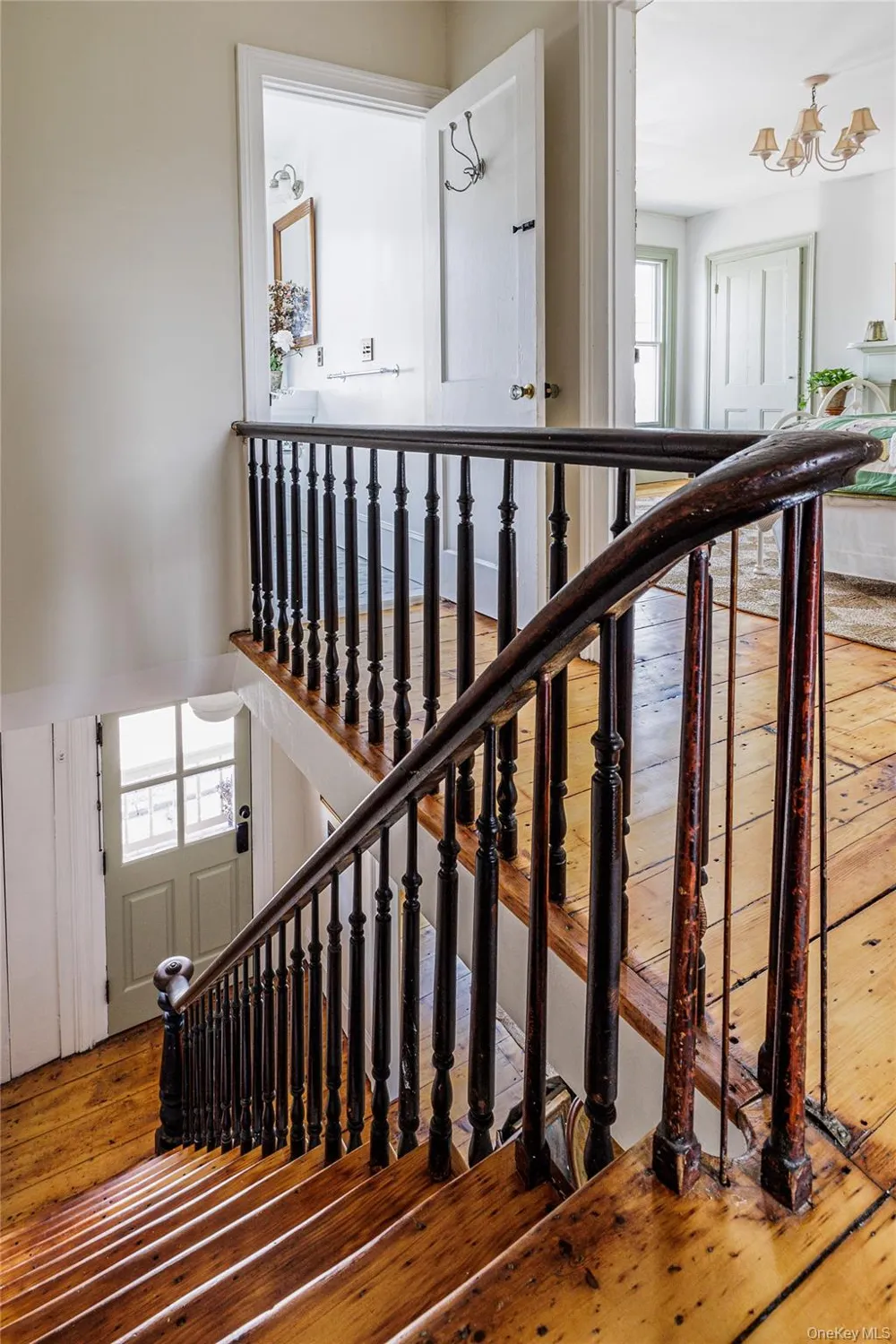 225 Robinson Street Hudson, NY 12534