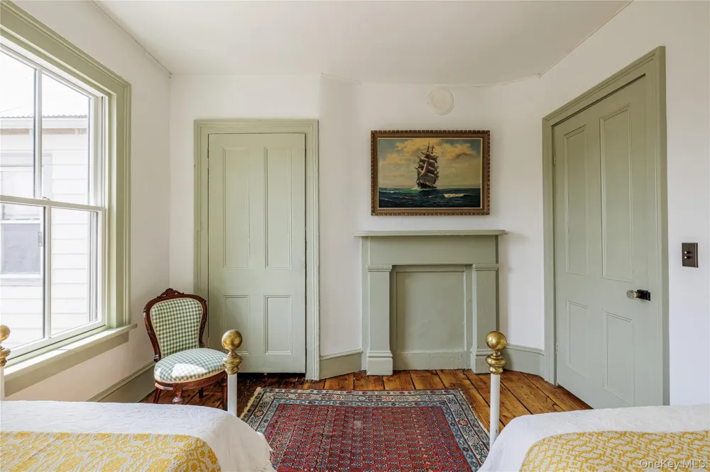 225 Robinson Street Hudson, NY 12534