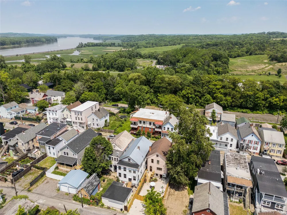 225 Robinson Street Hudson, NY 12534