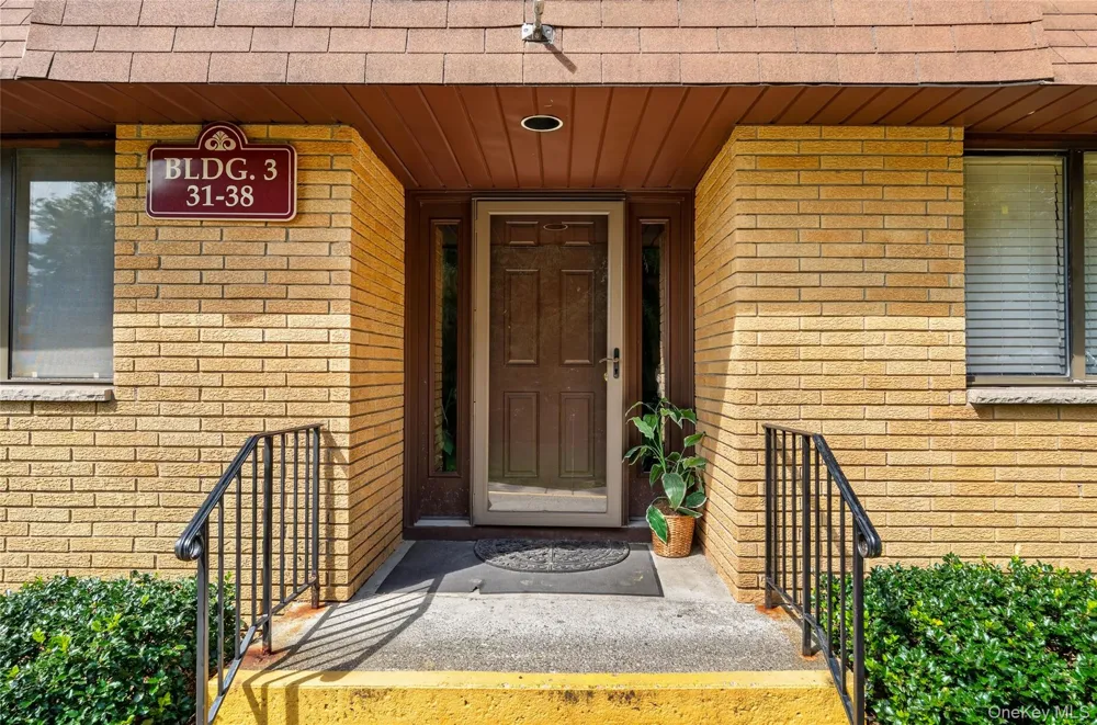 38 Richard Court Pomona, NY 10970