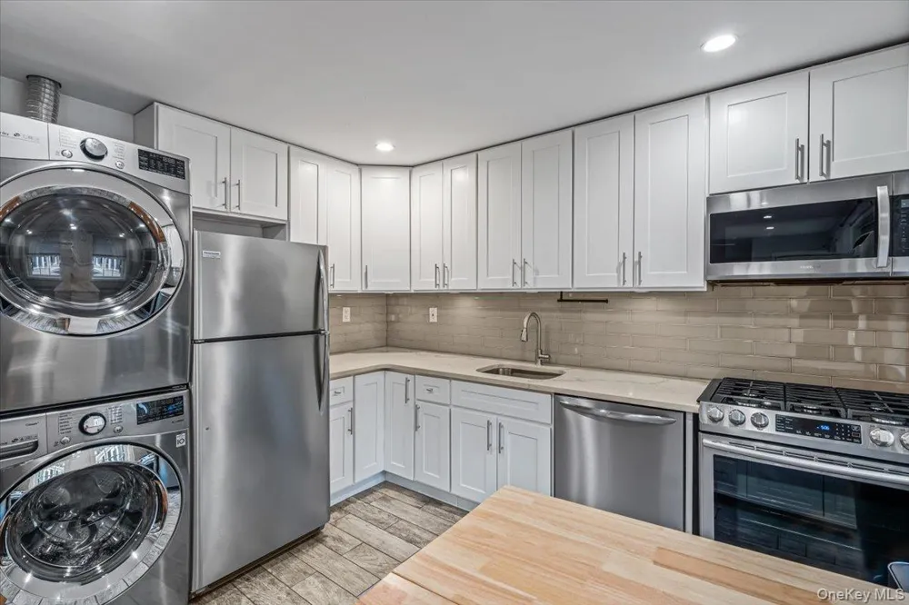 64-62 223rd Place #2 Bayside, NY 11364