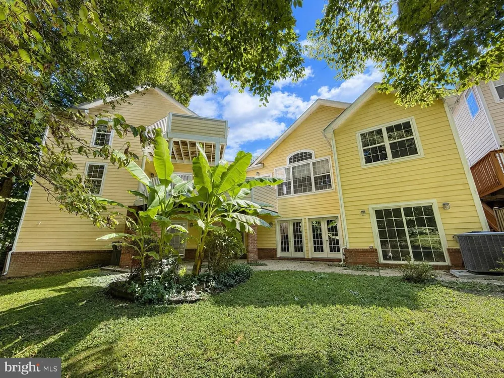 113 BURNING BUSH PLACE La Plata, MD 20646