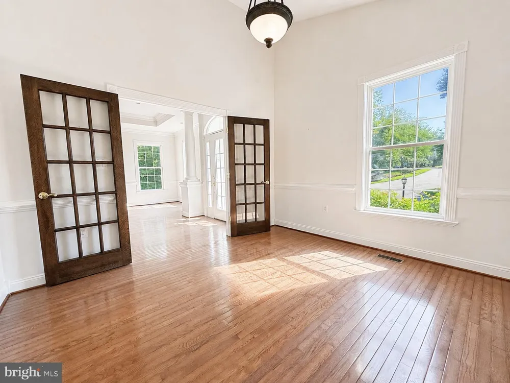 113 BURNING BUSH PLACE La Plata, MD 20646
