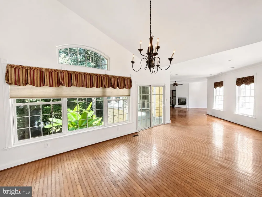 113 BURNING BUSH PLACE La Plata, MD 20646