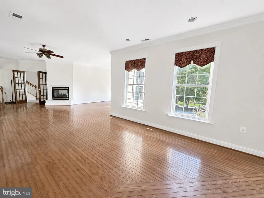 113 BURNING BUSH PLACE La Plata, MD 20646