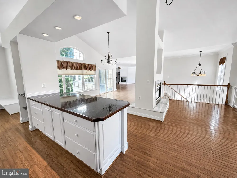 113 BURNING BUSH PLACE La Plata, MD 20646