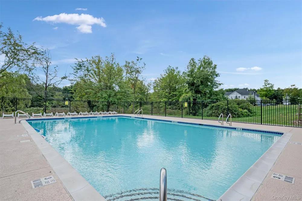 93 Meadow View Drive Middletown, NY 10940
